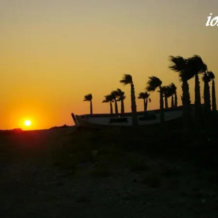 여관 Cycladic Seafront Suites - Summertime